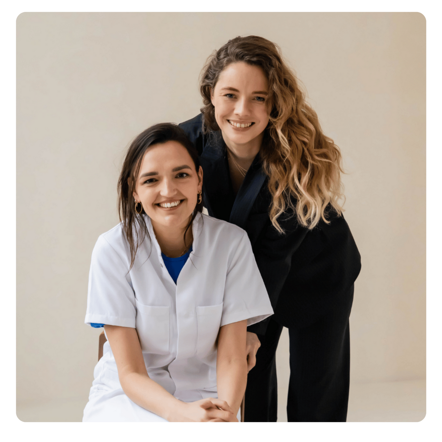 Photo Romée and Veerle - founders Compendium Medicine